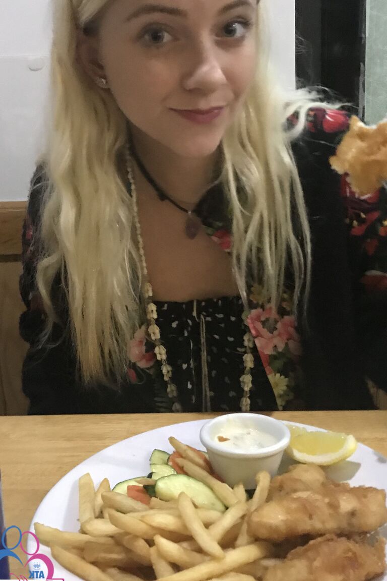 21P namorada amadora magra Riley Star posa
