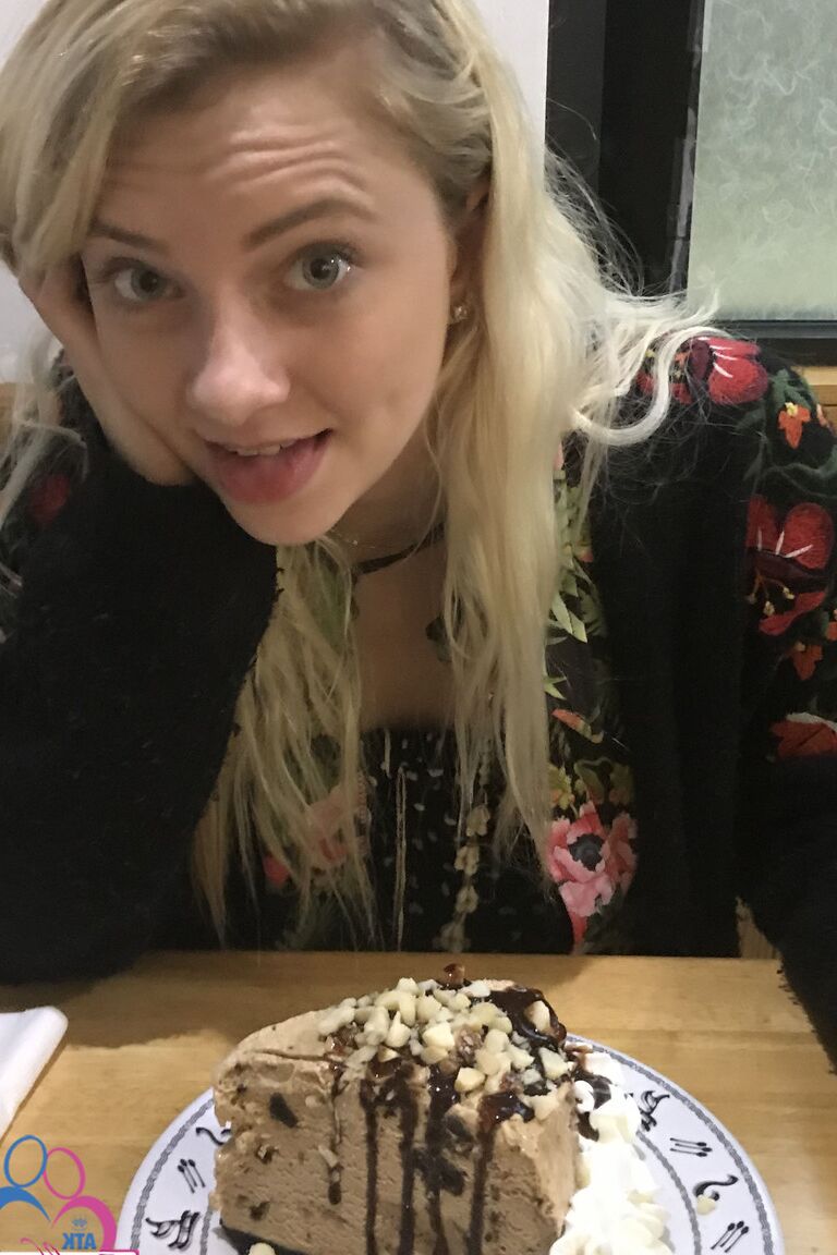 21P namorada amadora magra Riley Star posa