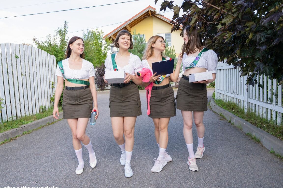 21P Club Sweethearts Margo von Teese, Eva Murkovski, Alexis Wilson, Sandy Cheeks, Mu