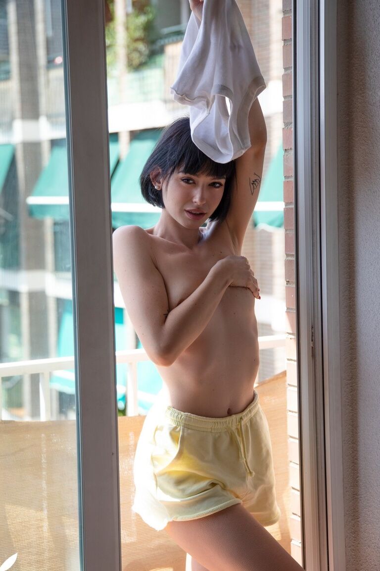 21P プレイボーイプラス ソフィア