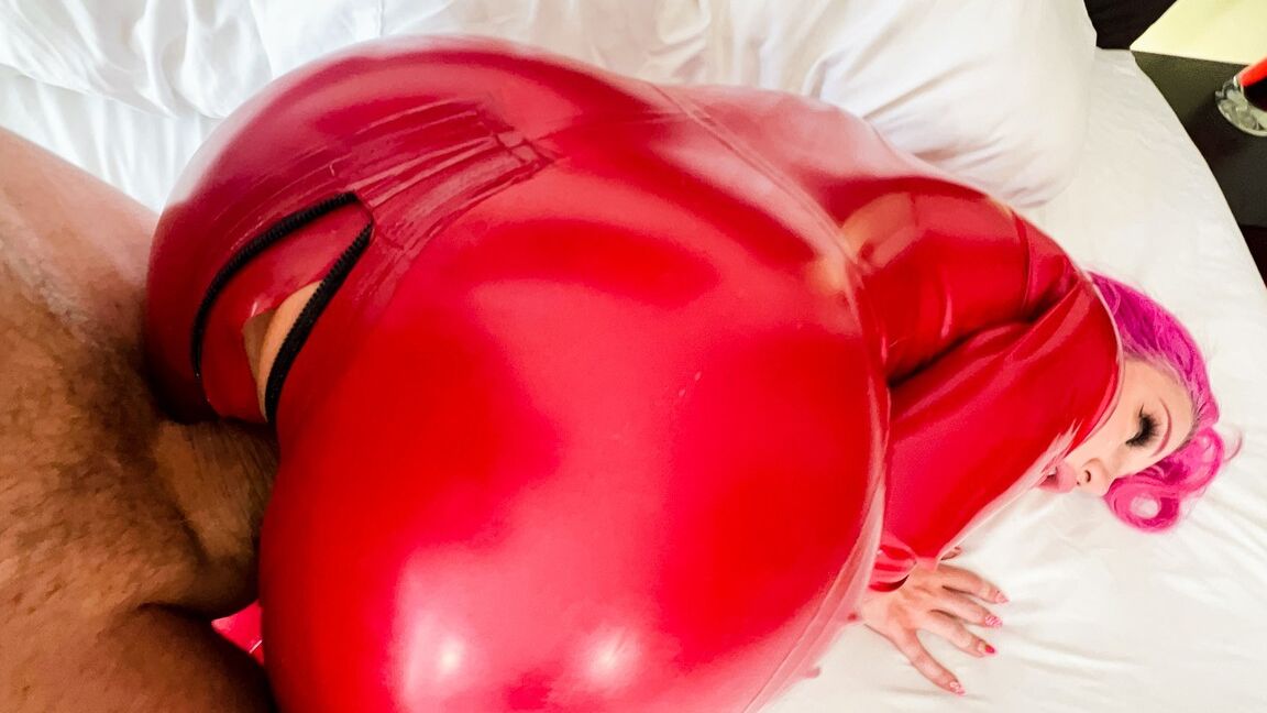 21P Stacked babe Lily Lou rides a big dick POV style after sucking it