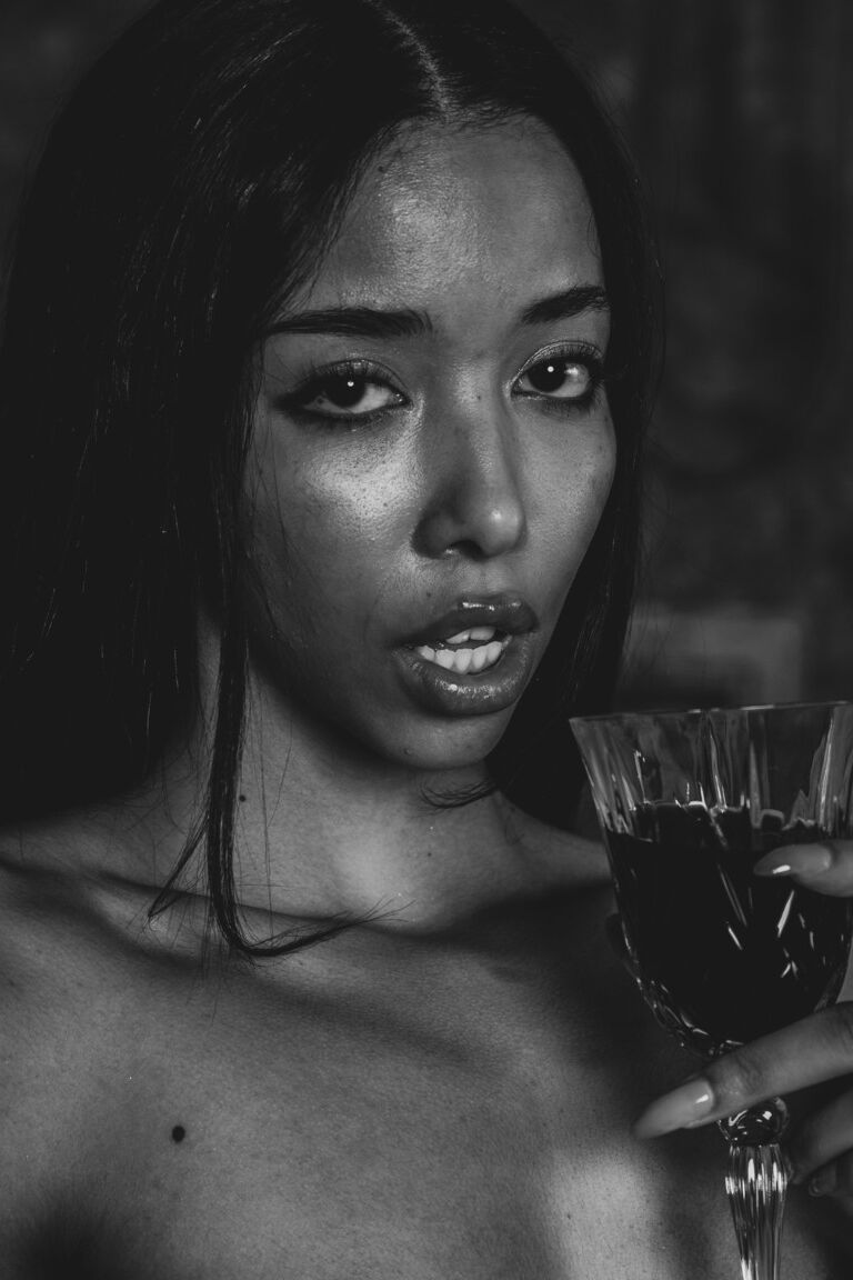 21P Met Art Lia Lin