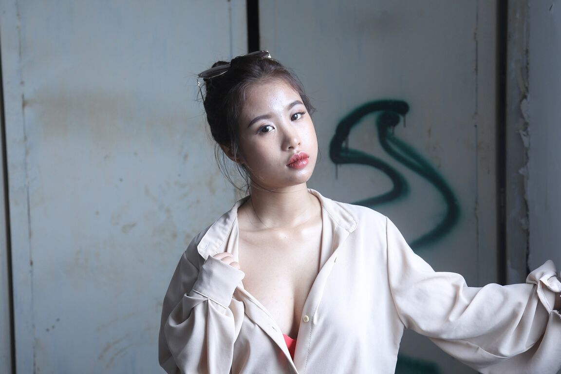 21P Curvaceous Asian model posing naked and dressed up at the casting