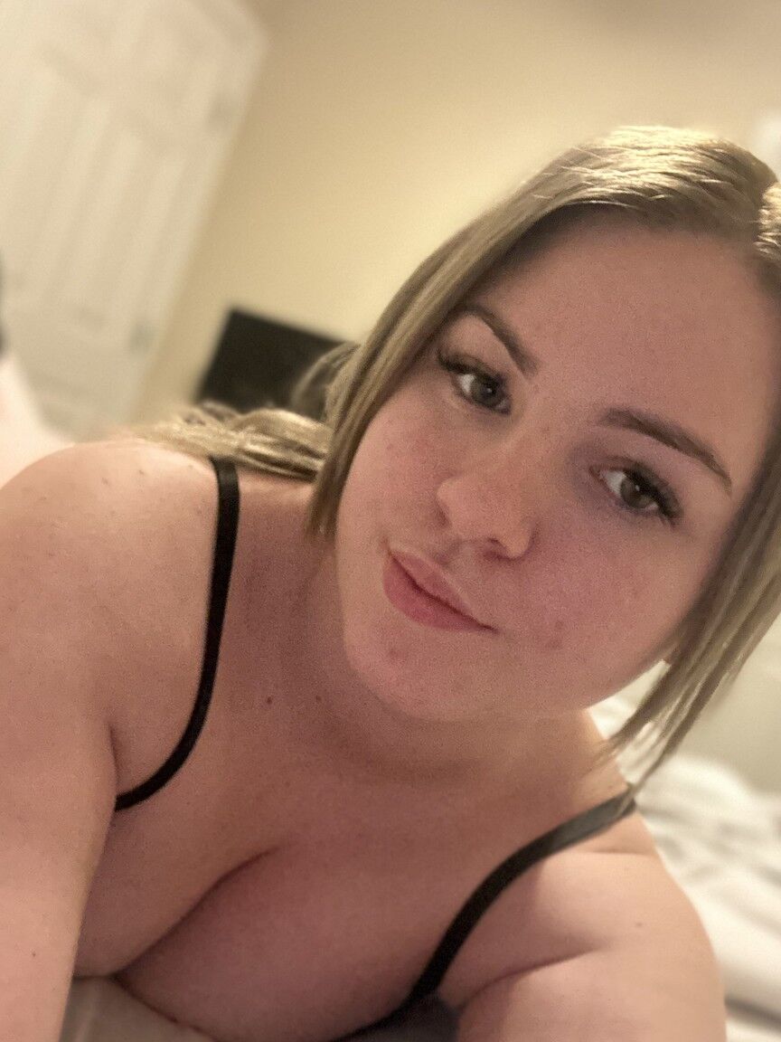 20P OnlyFans Kayla Bumsy