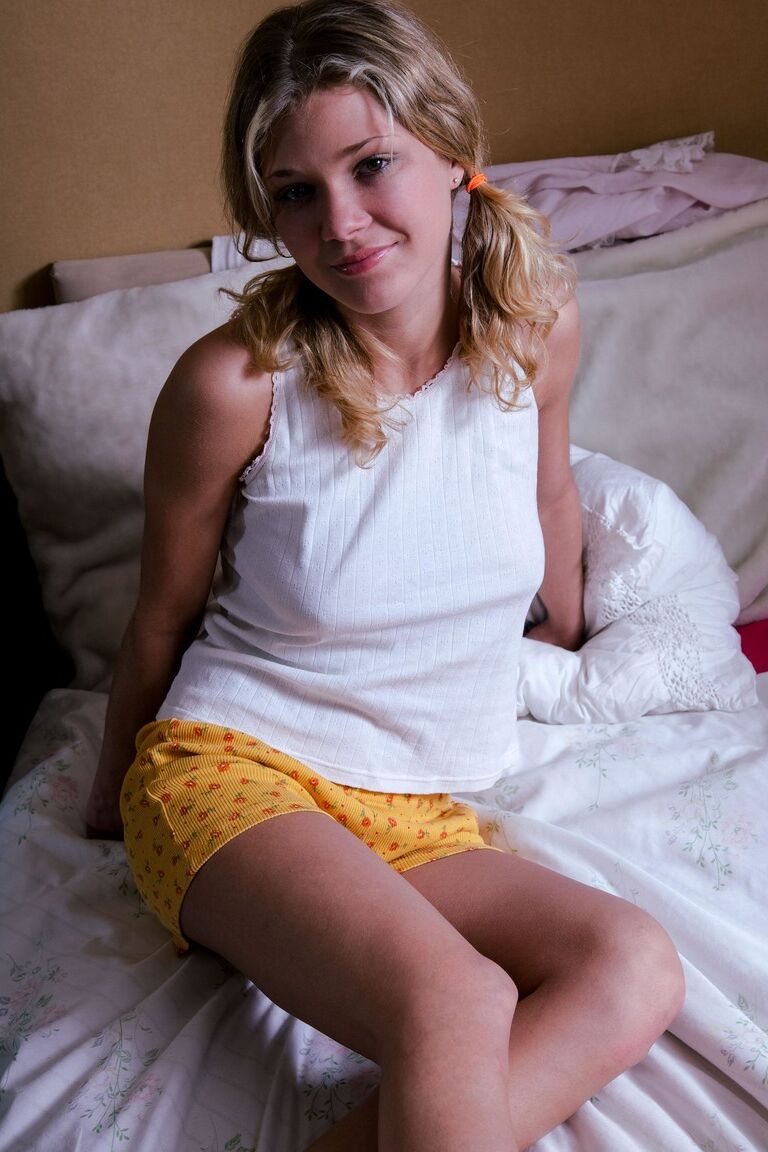 21P Digital Desire Valya