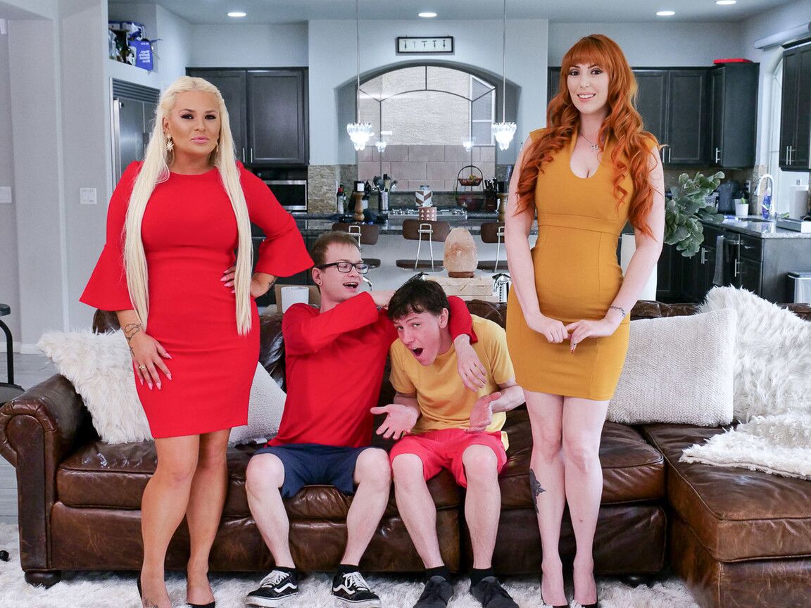 21P MILFs Lauren Phillips