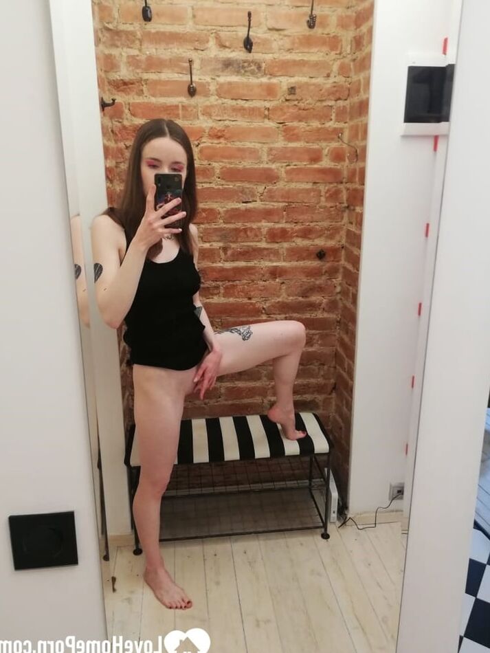 20 Pics Short brunette takes selfies while stripping & posing sexily in the mirror