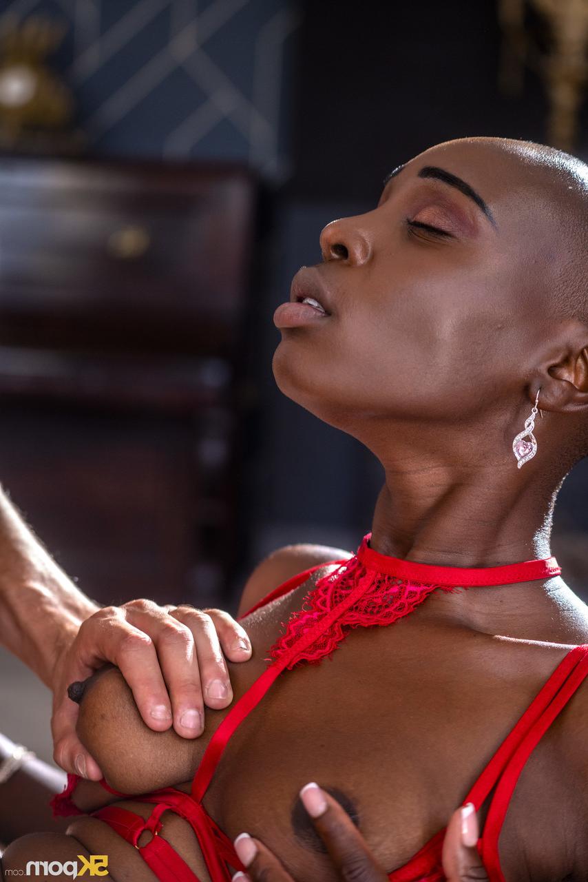 20P Bald-headed ebony Zaawaadi enjoys a big white cock in different positions