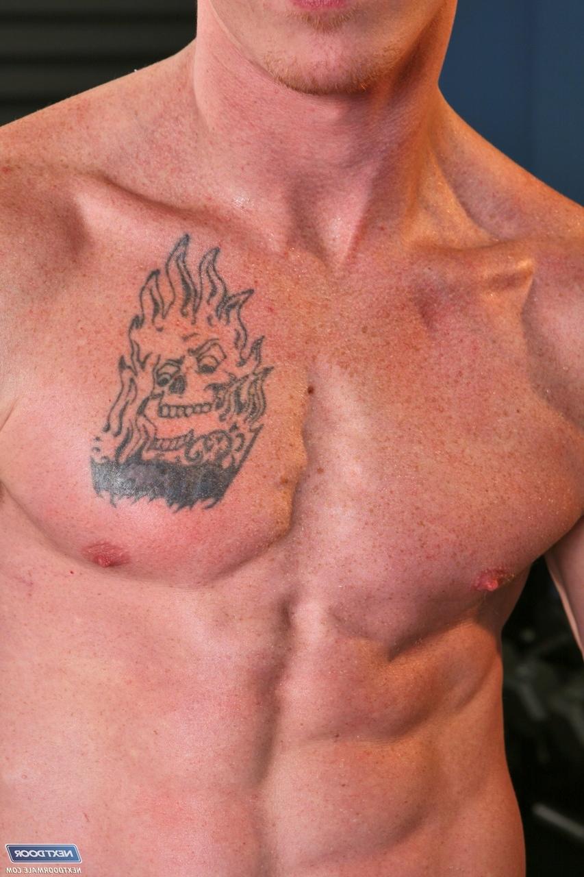 20P Inked ginger Max Thrust strips, shows his big dick and jerks off at the gym