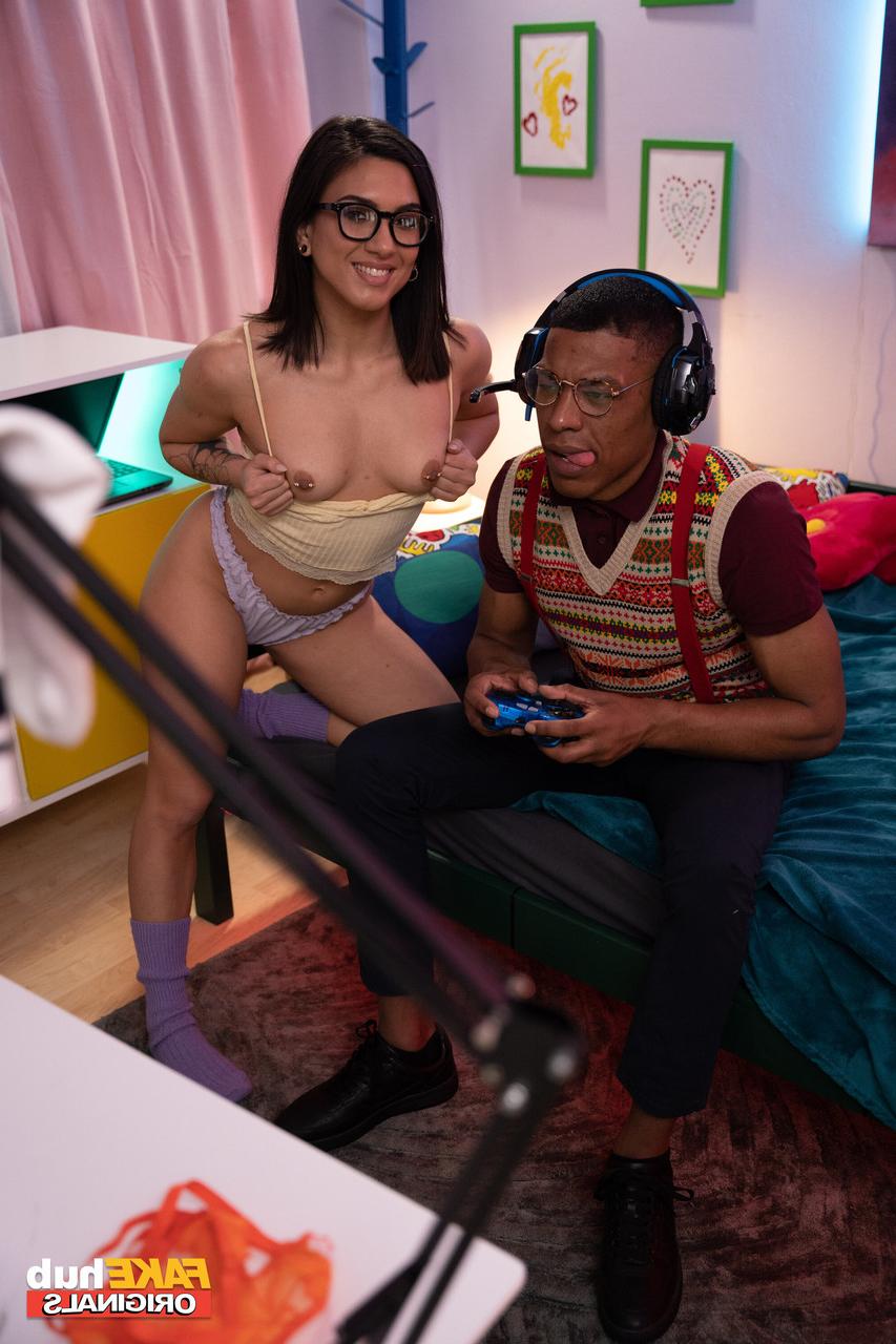 20P フェイクハブ レナ・コックス、CJayBangz