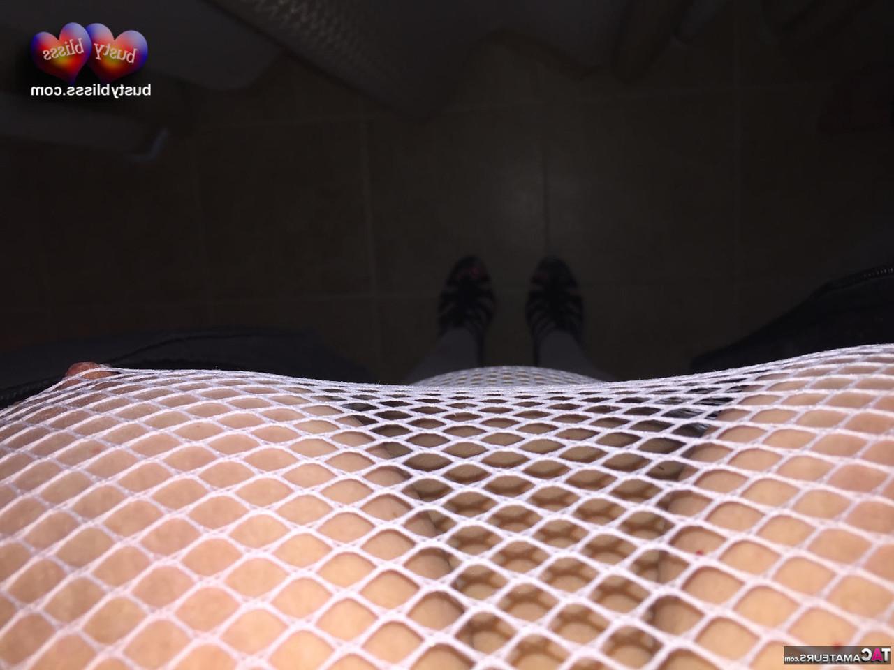 16P Chubby older lady Busty Bliss pulls out a cock during POV play