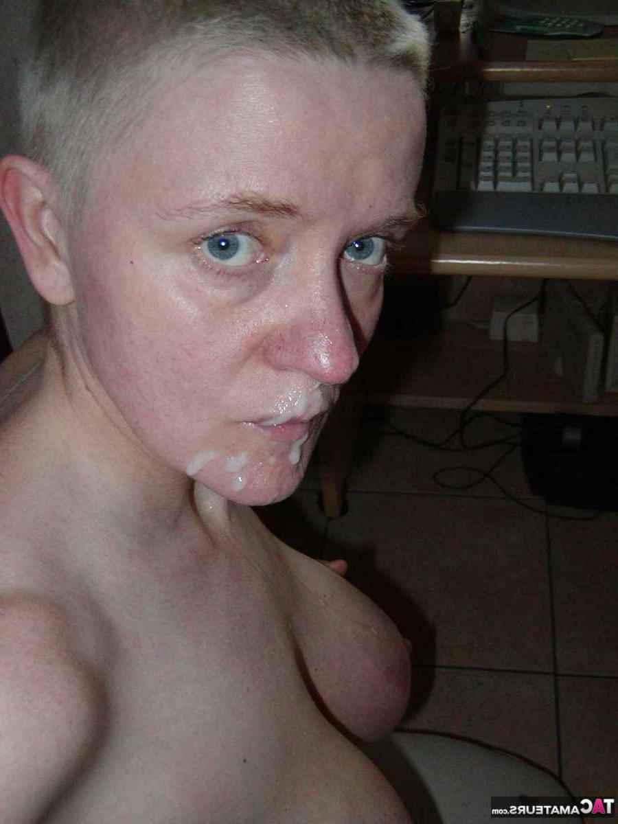 16P La blonde mature Tiffany Pearl mange du sperme après une éjaculation faciale en mode POV