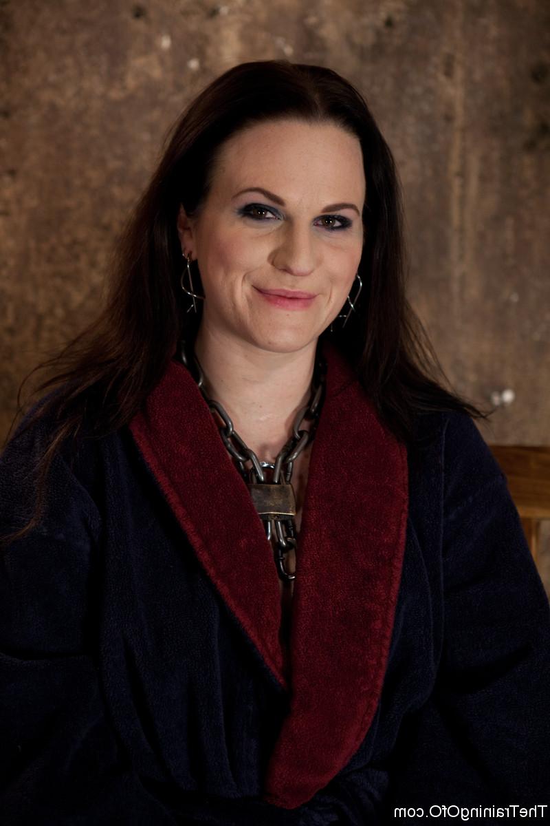 20P O treinamento de O Maitresse Madeline Marlowe, Princesa Donna Dolore, Sophie Monr