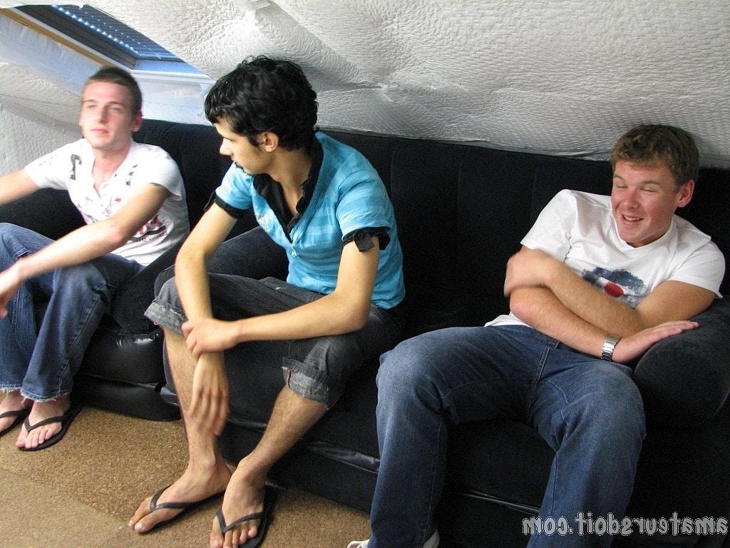 20P Los macizos gays Cody Balls, Lucas Lust y Richie Rider disfrutan de un intenso trío