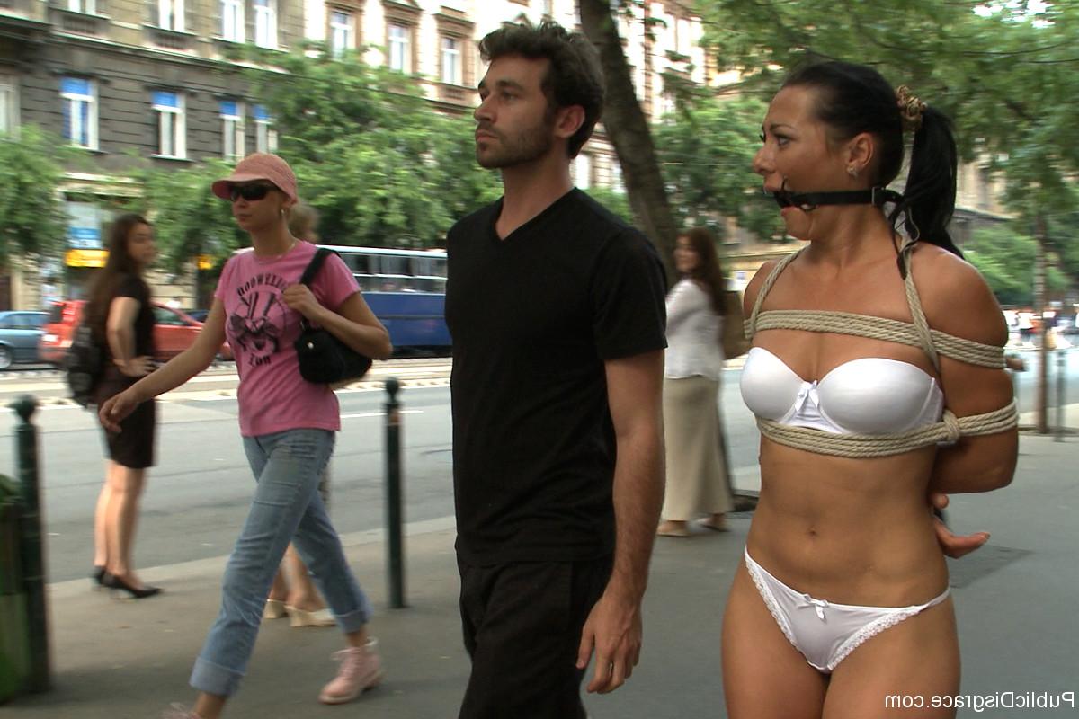 20P Deshonra pública James Deen, Sandra Romain