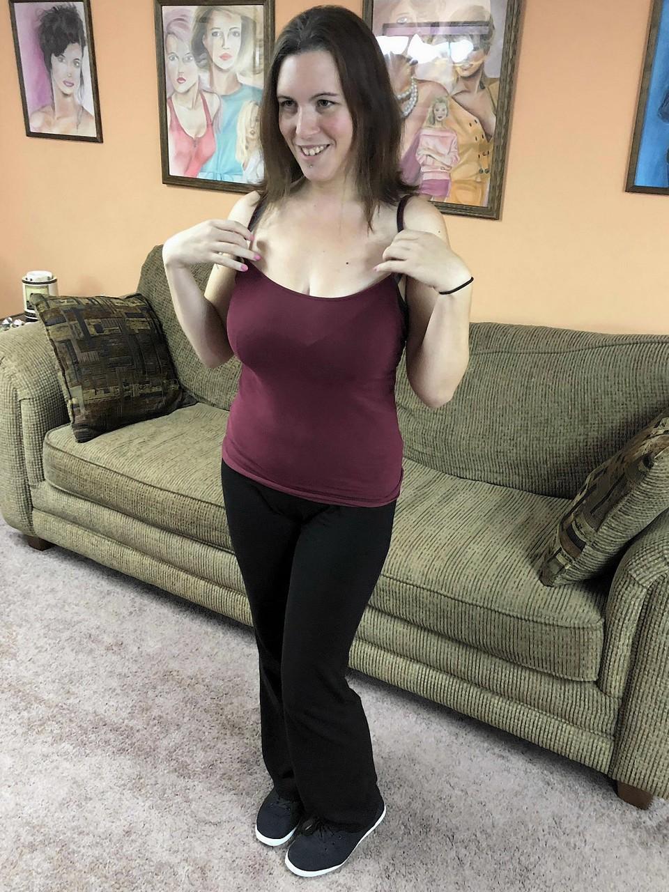 20P Slutty MILF Morgan Sayles gets jizz in her mouth while giving a POV blowjob