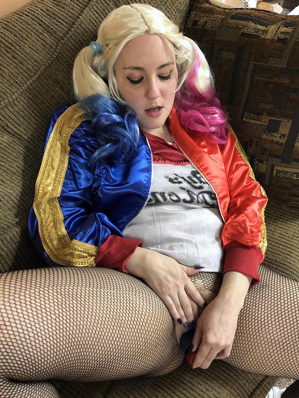 20P Curvy amateur with pigtails Selena Sky masturbates in her pantyhose