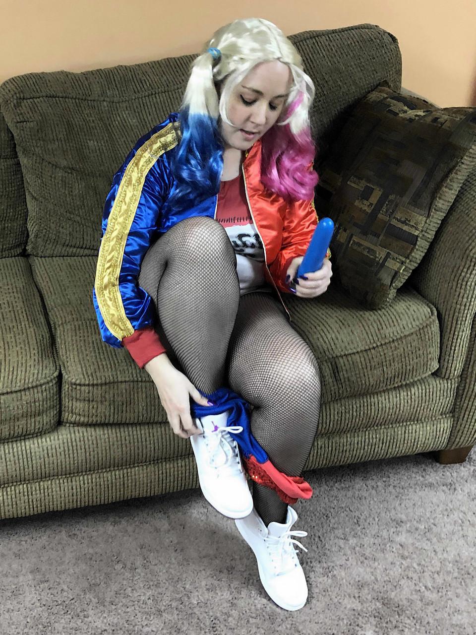 20P Curvy amateur with pigtails Selena Sky masturbates in her pantyhose