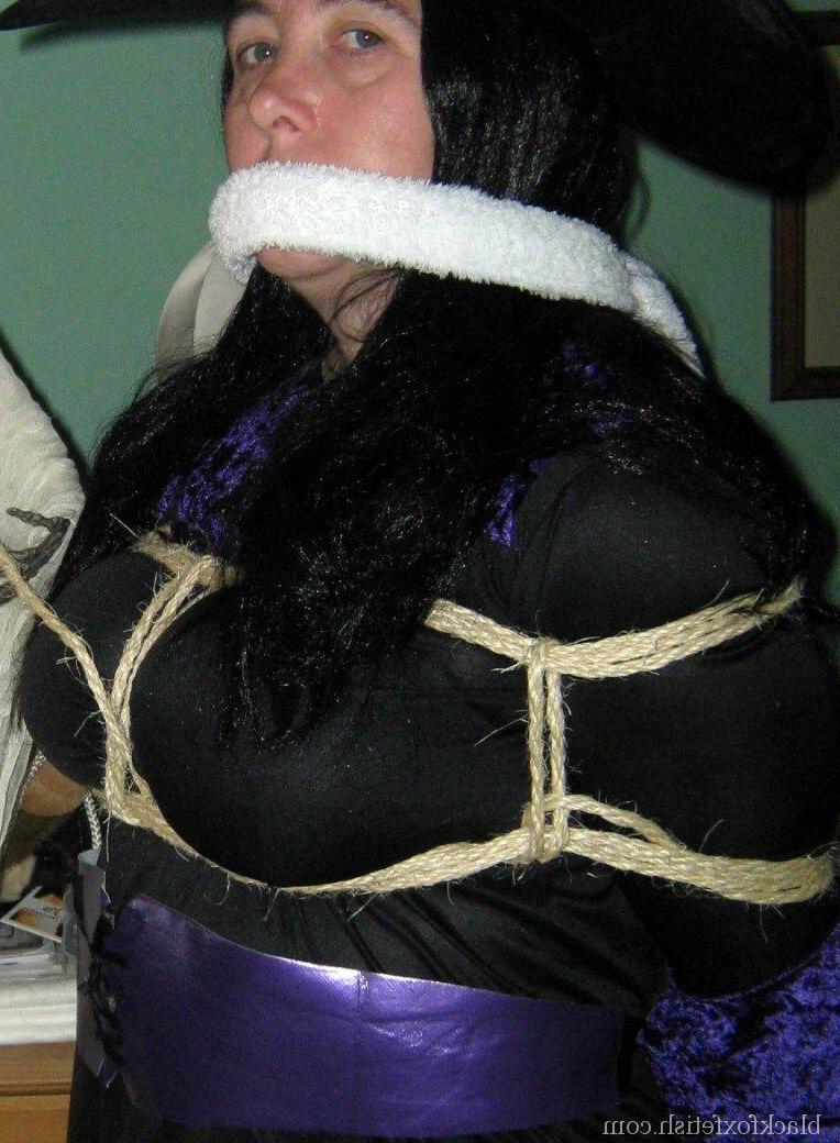 16P Compilation of mature ladies being restrained with rope at Halloween