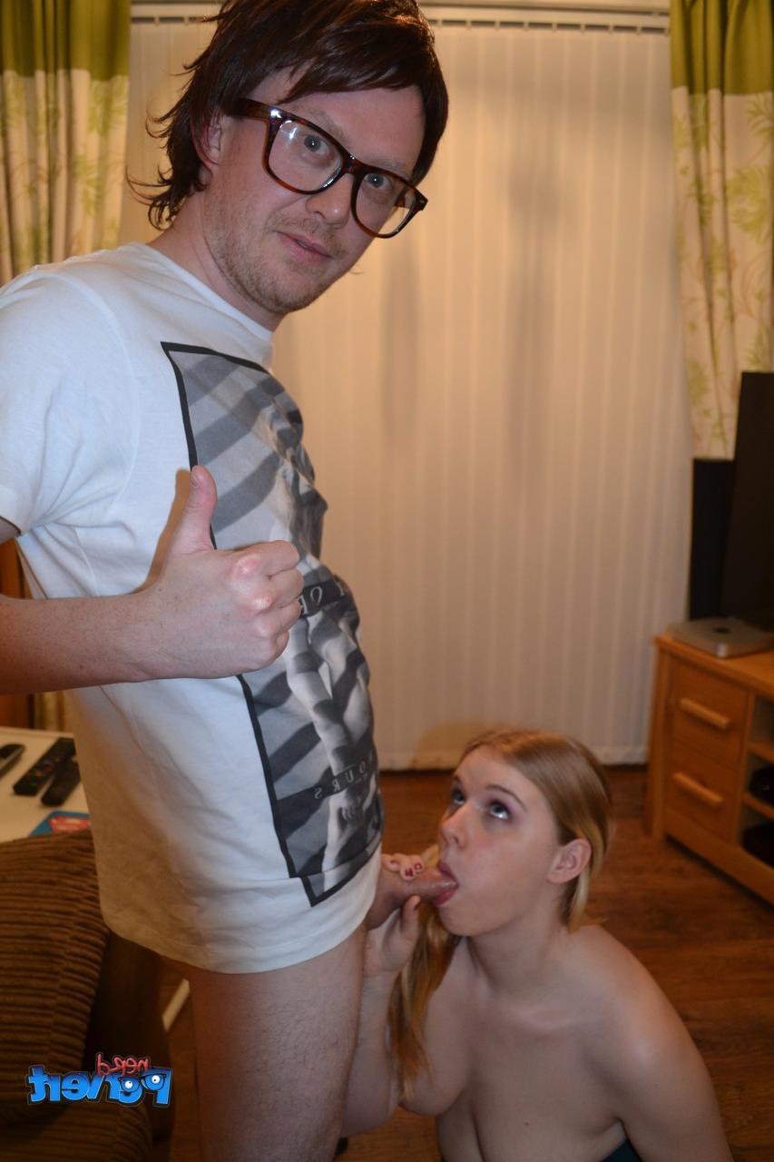 20P Redheaded amateur with saggy tits giving a lucky nerd mind-blowing head