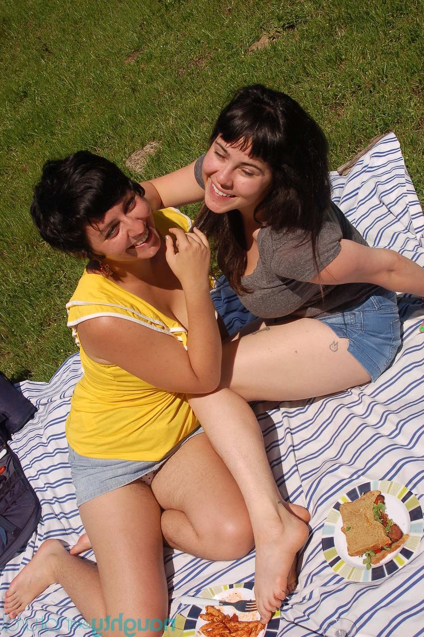 20P Young honeys Nikki Silver and Cleo undress and pose nude on a picnic