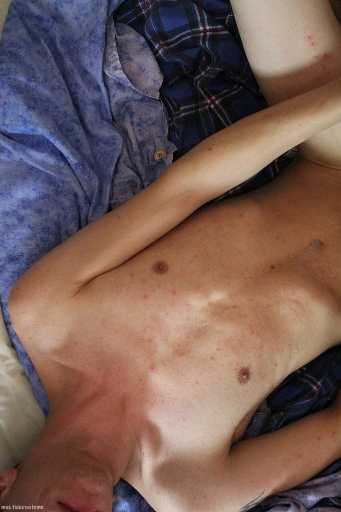 20P Os gays magros e safados Jason Jammer e Nic Naughty se batem