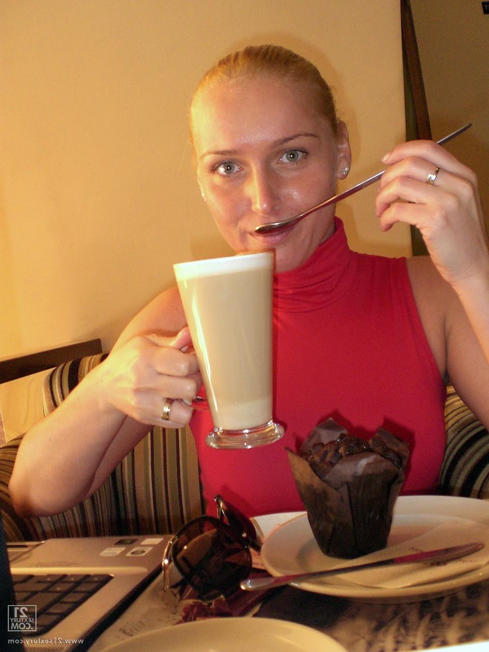 15P Gorgeous Czech MILF Kathia Nobili having great time in Budapest