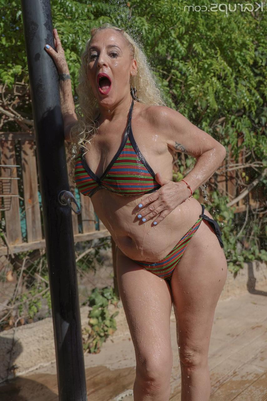 20P Karups Mulheres mais velhas Yelena Vera