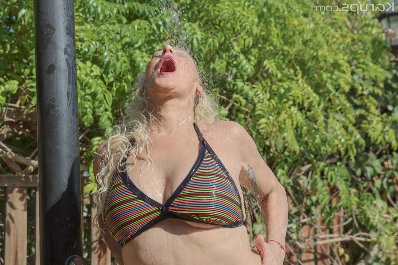 20P Karups Mulheres mais velhas Yelena Vera