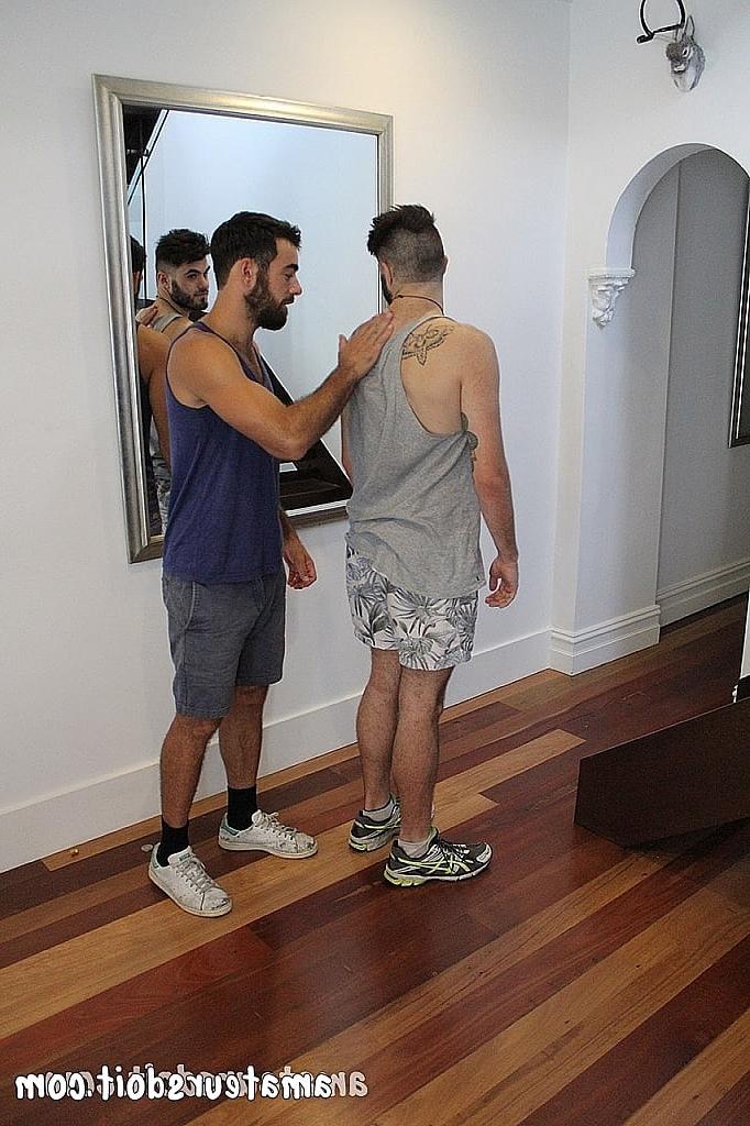 20P Gay brunette Mitch Bear blowing and deepthroating his friend Batt's dick