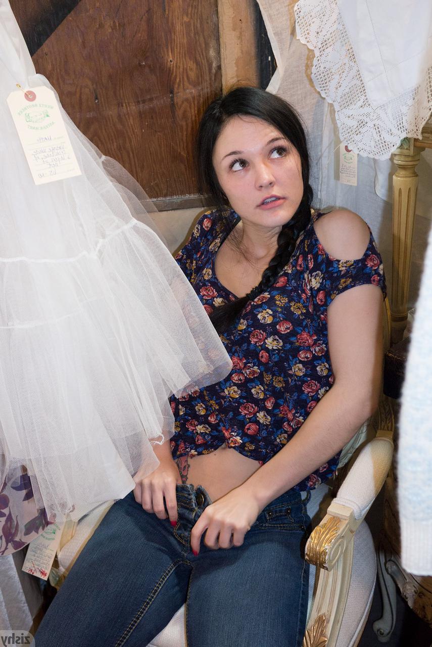 12P Girlfriend with small boobs Logan Drae teases with her body in public