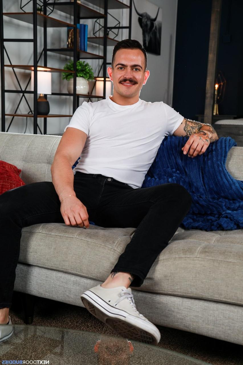 20P Gay hunks Ryder Owens and Guido have hardcore anal sex after 69ing
