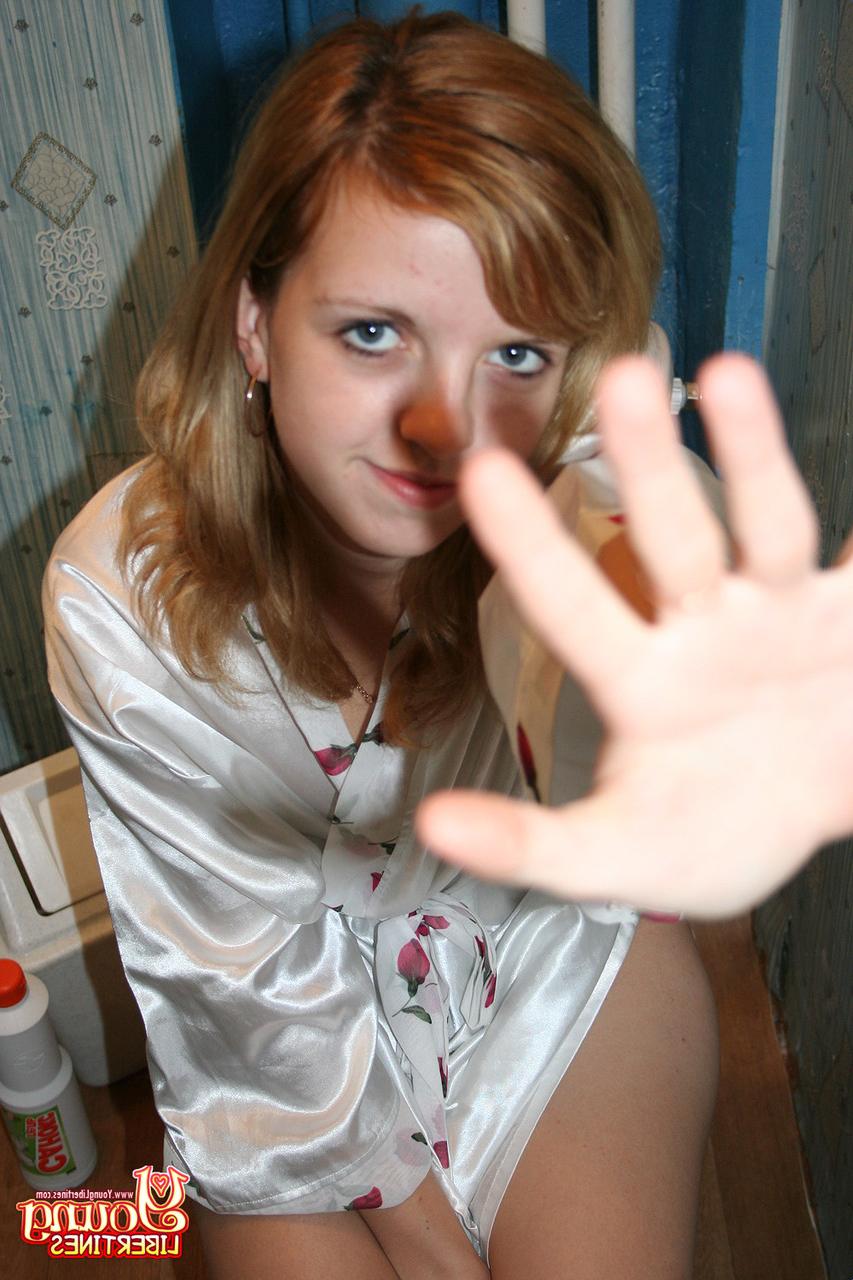 18P Breathtaking girlfriend Simona enjoys an amateur fuck with her boyfriend