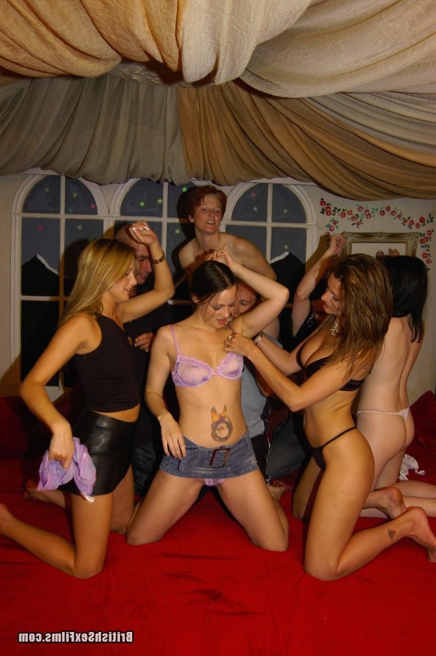 15P British swingers participate in uninhibited bareback sex at a party