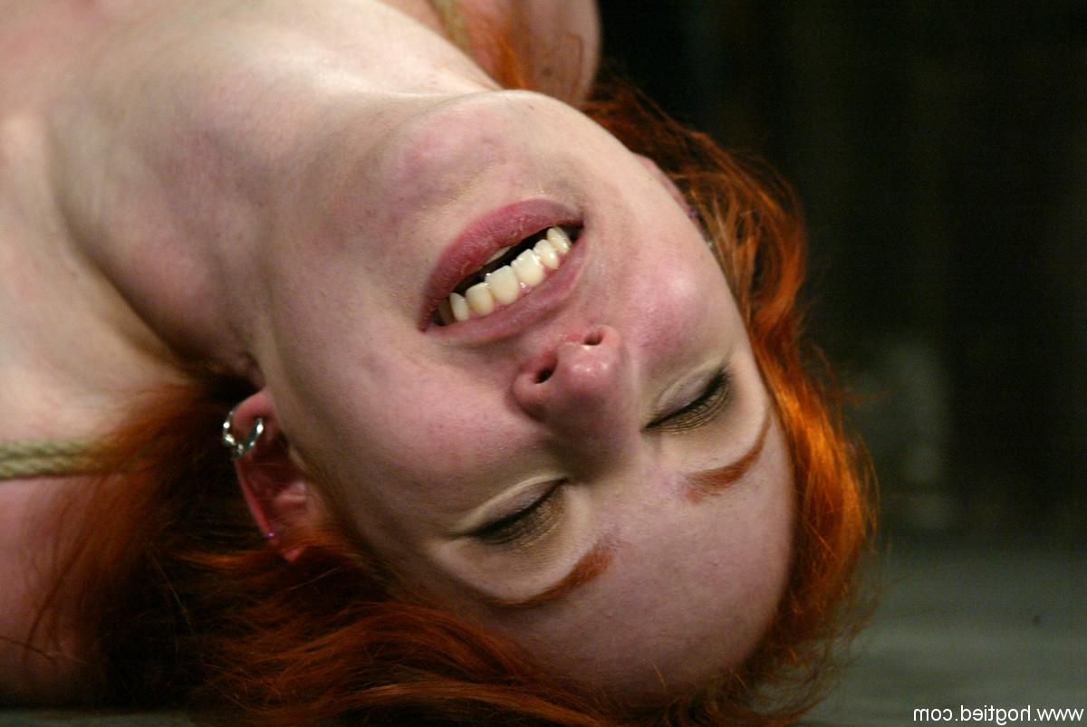 20P Beautiful redhead Calico getting hogtied in rope bondage while all nude
