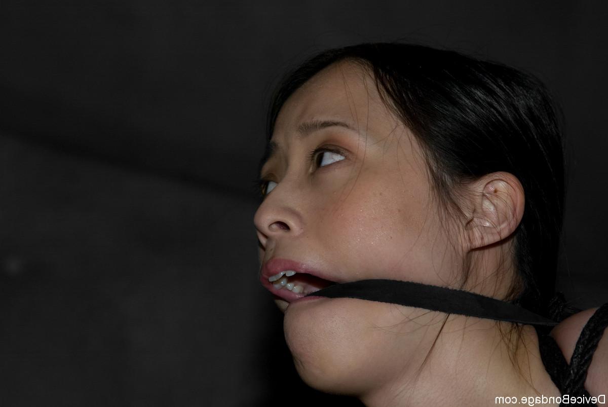 20P Brunette Dakoda Brookes endures nipple punishment in a kinky BDSM scene