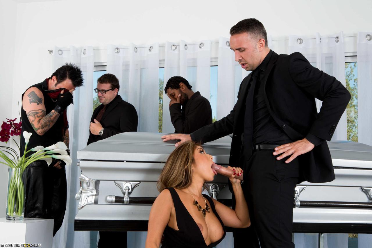 20P Sexy Asian MILF with big tits Akira Lane gives head & gets rammed in a coffin
