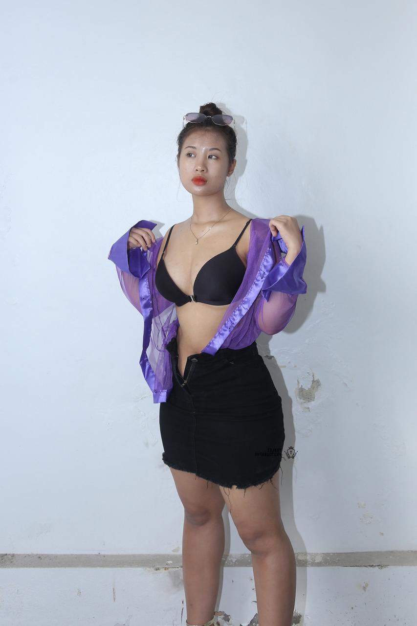 20P Glamorous Asian babe Rosy strips and shows her big natural tits