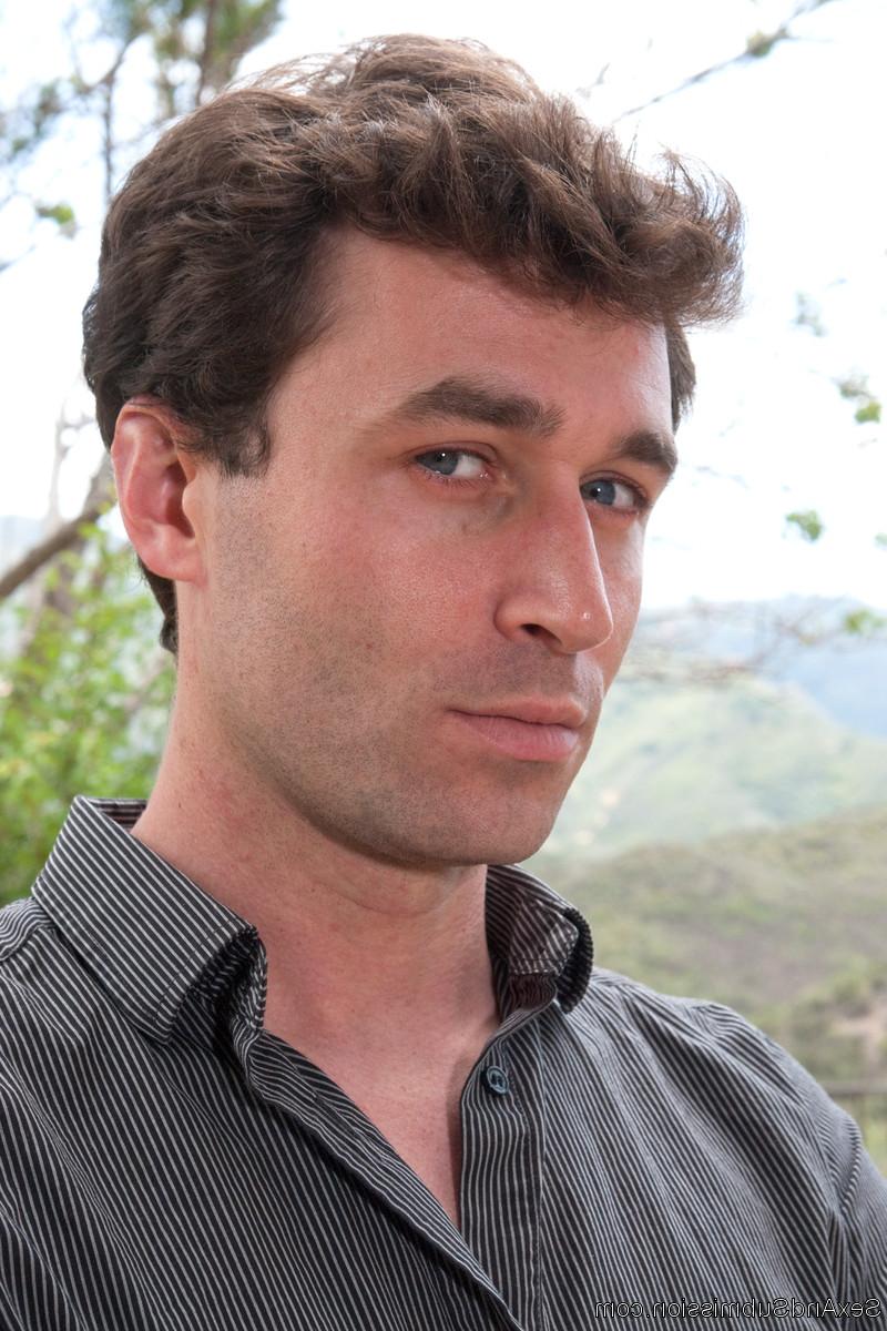 20P Sexo E Submissão James Deen, Karmen Karma