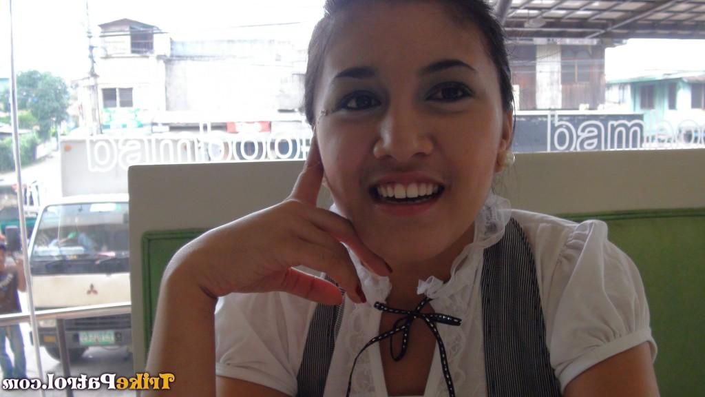 20P Linda garota morena Ashley é fodida e gozei por pau duro POV