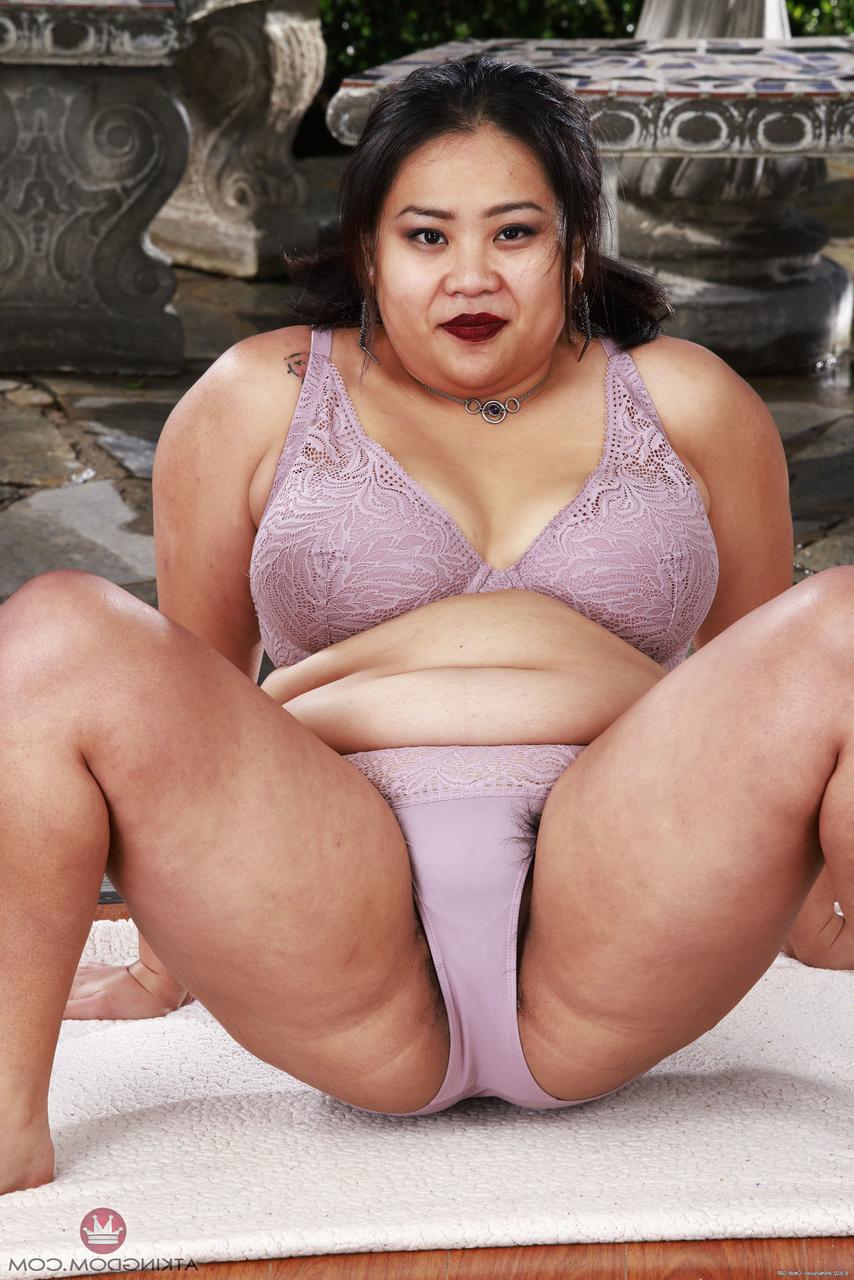 20P Chubby bombshell Manila Bey takes off her lingerie & shows off her hairy pussy