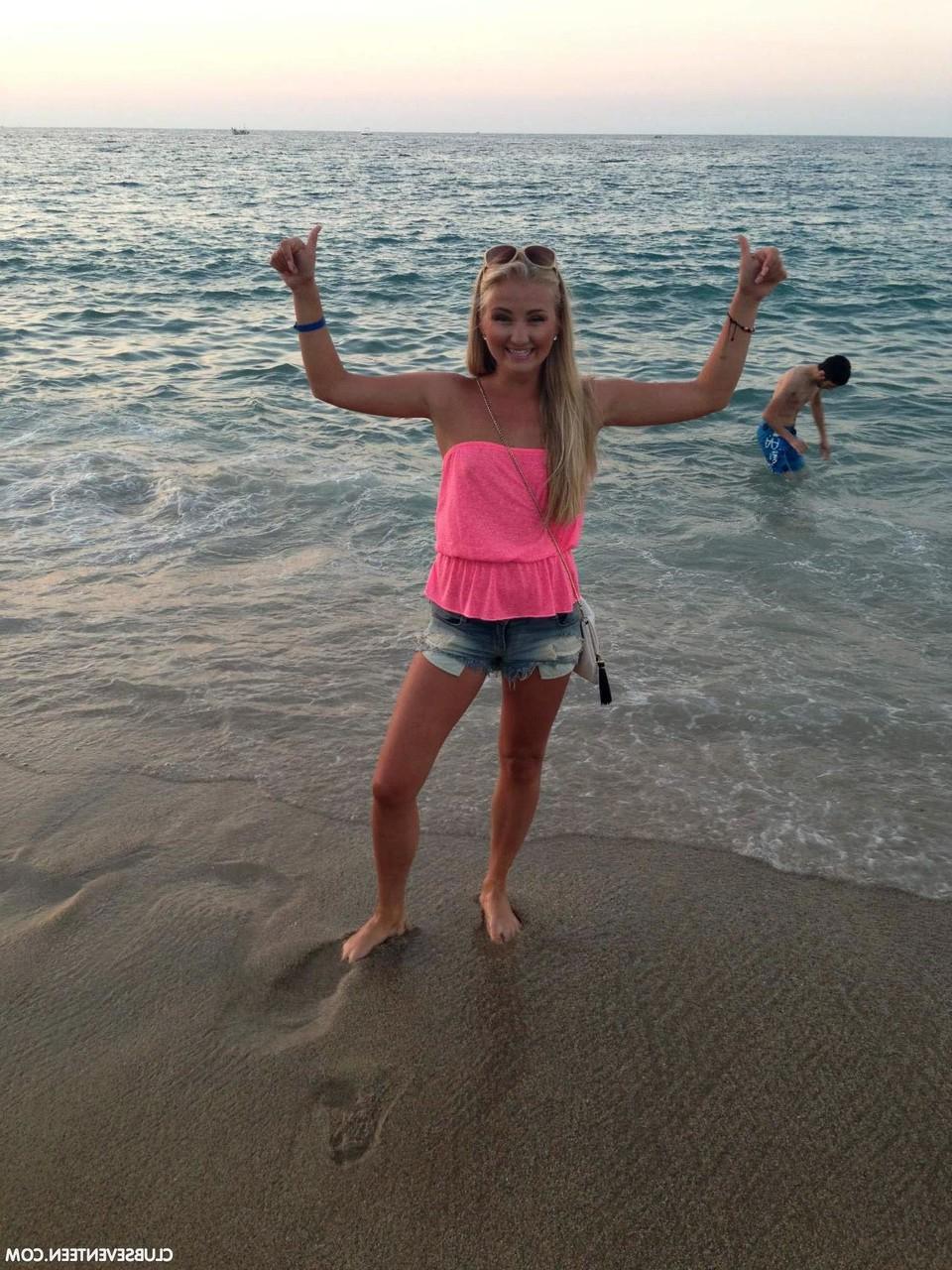 20P Clube Dezessete Cayla Lyons