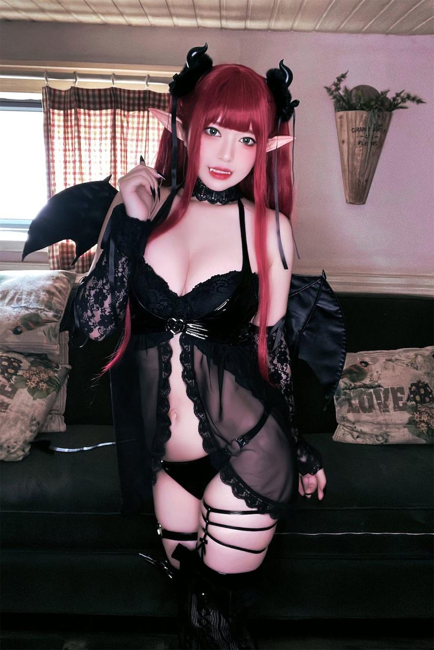 10P Redhead Asian babe with pointy ears Liz poses in a seductive lingerie