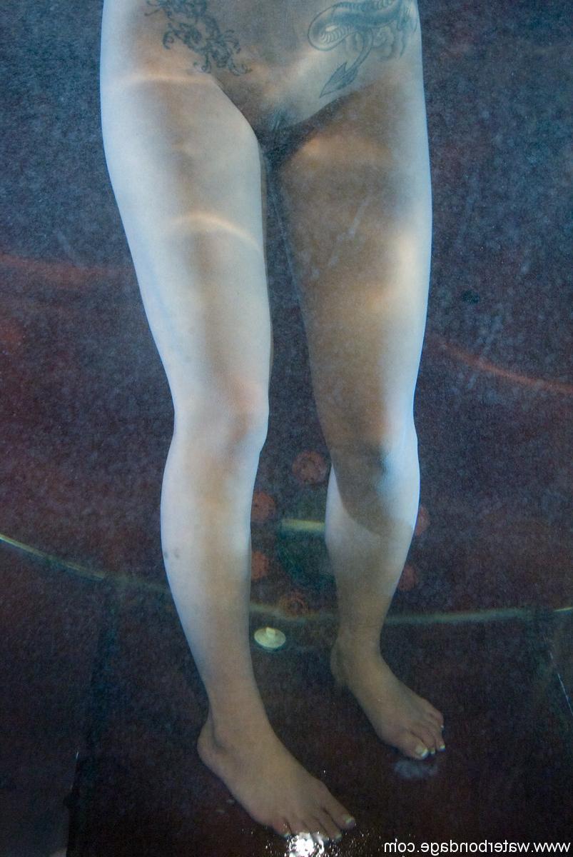 20P Wasser-Bondage Gianna Lynn, Sgt Major