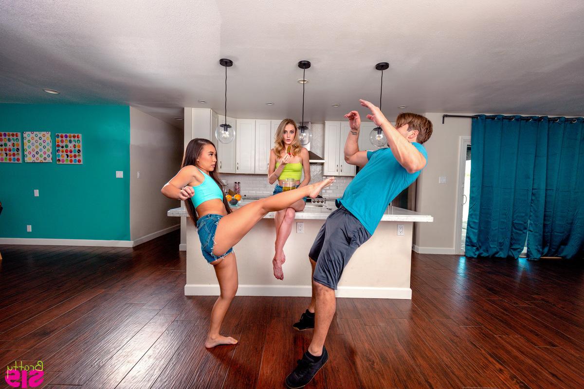 16P Kimmy Kimm and Kyler Quinn have threesome sex with the former's stepbrother