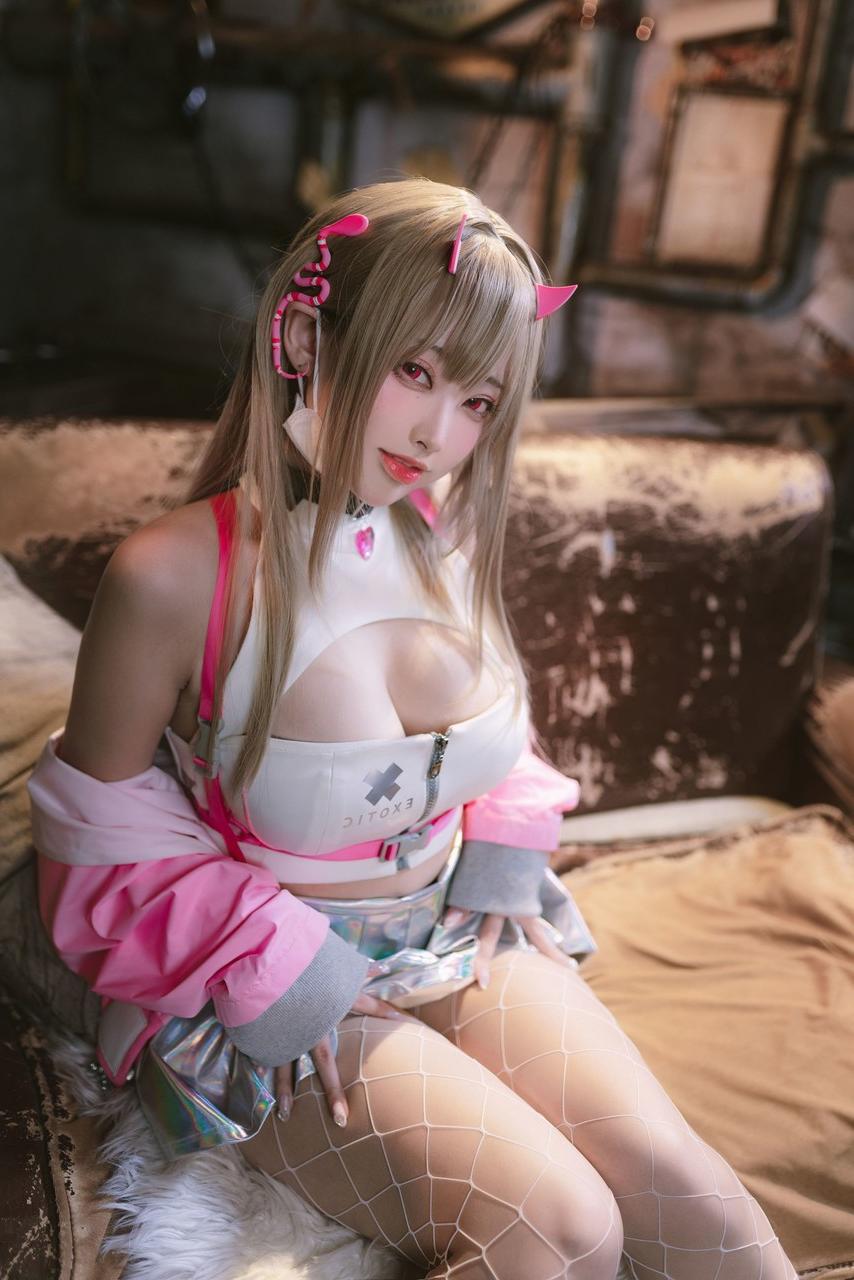 10P Patreon HornyCos 
