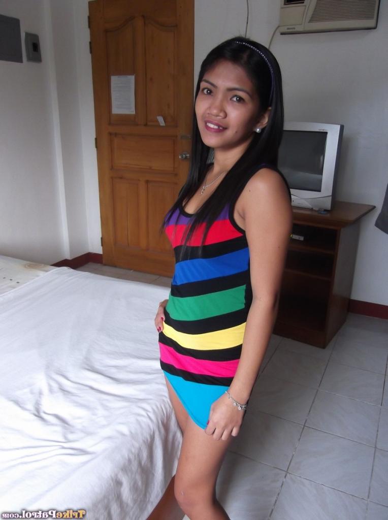 20P Petite Filipina Rosalie strips at tourist's home and licks his penis
