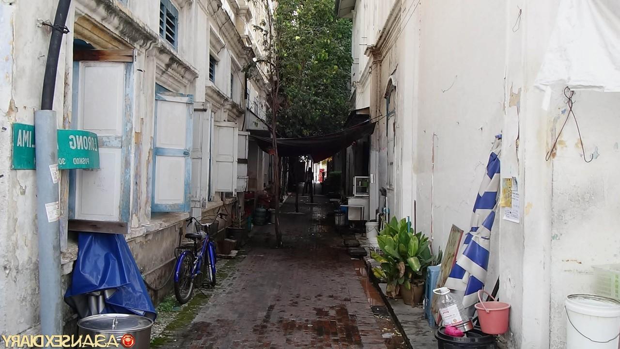 20P アジア人美女ノーミがぽっちゃりボディを披露し、ハメ撮りセックス後にザーメンを発射