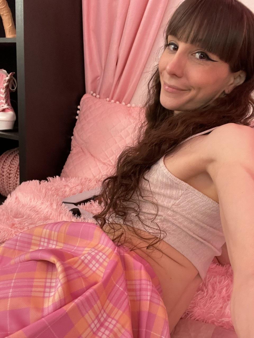 14P OnlyFans Samly Pee Pee Samly Pee Pee