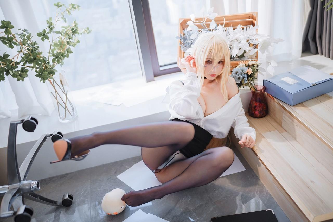 10P Patreon HornyCos